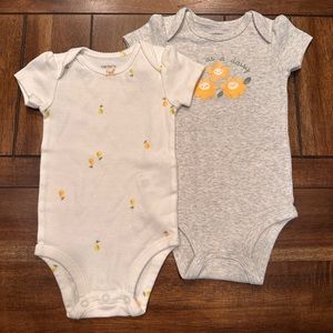 NWOT! Carter’s Spring onesies sz 9M